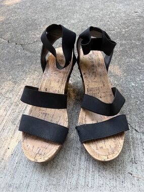 Spritz Black Elastic Strap Cork Wedge Sandals